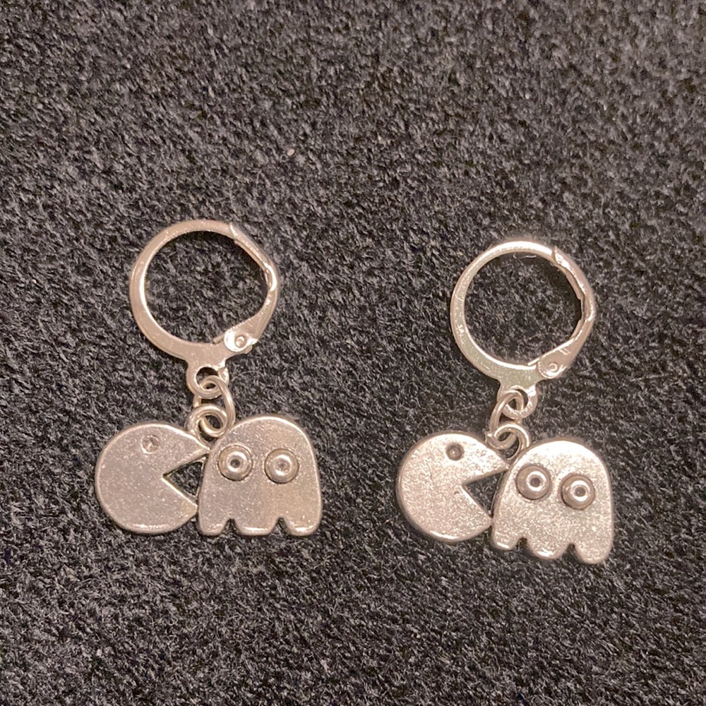 NWT Silver PAC Man Earrings so cute Handmade - Picture 2 of 3